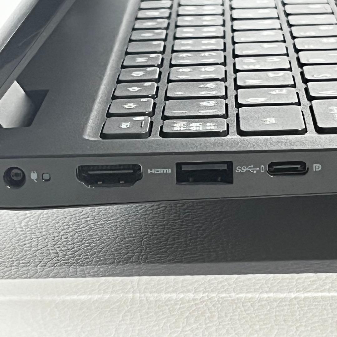 11世代i5搭載 latitude 3520 RAM16GB/SSD256GB
