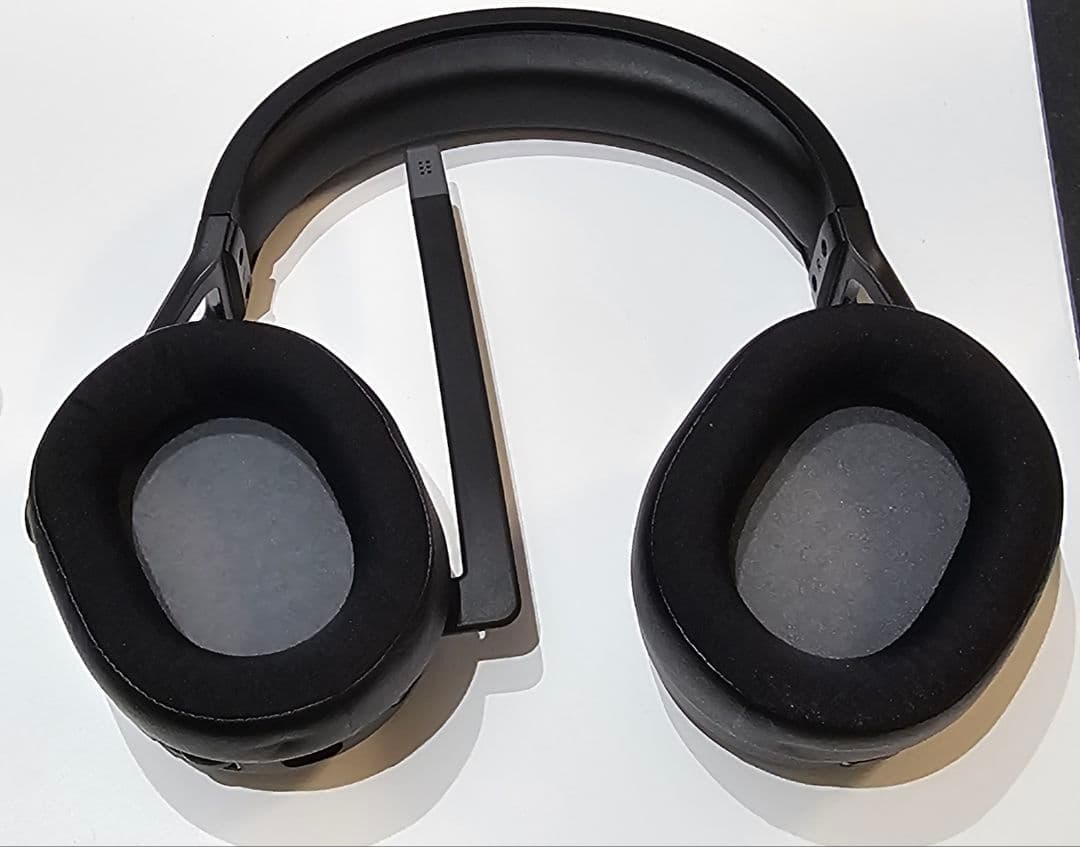 【Hiro】Corsair ワイヤレスヘッドホン HS65 WIRELE
