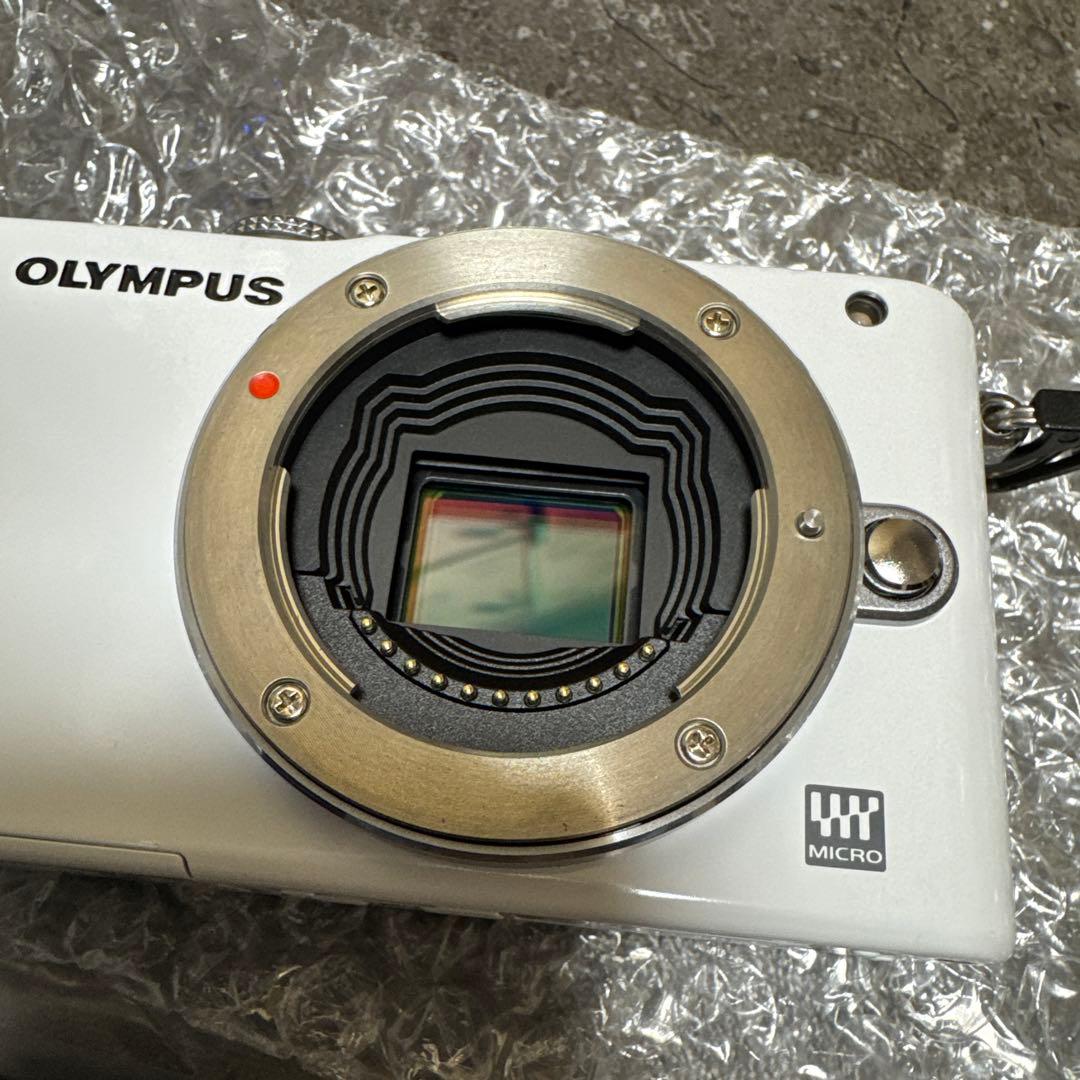 美品　OLYMPUS ミラーレス一眼 ホワイト E-PL3