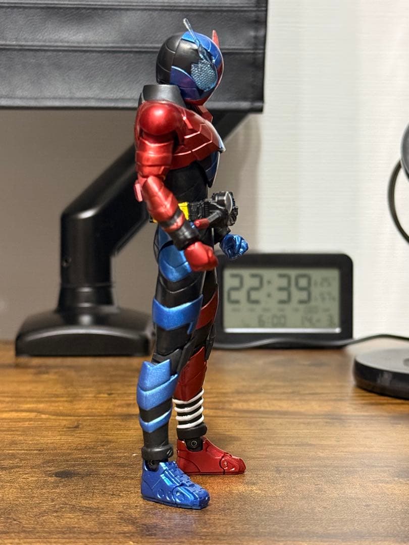 S.H.Figuarts 仮面ライダービルド 仮面ライダークローズ