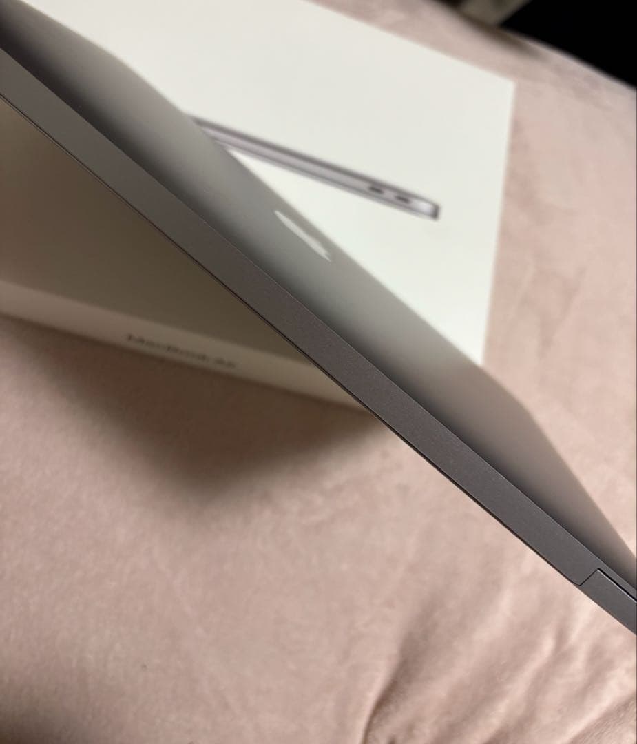 【超美品！】MacBook AirM1 8GB 256GB/バッテリー98%