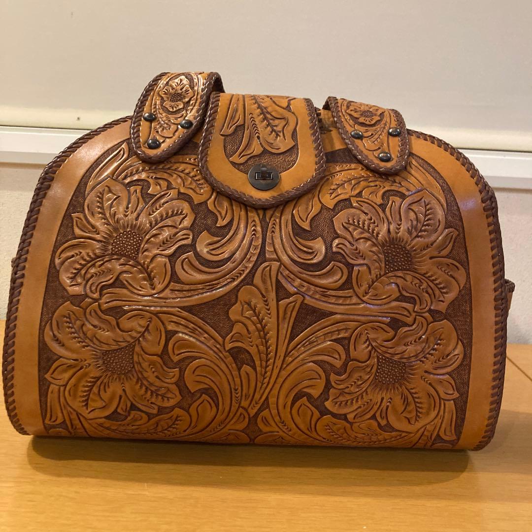 本革　ハンドメイド　アンティーク