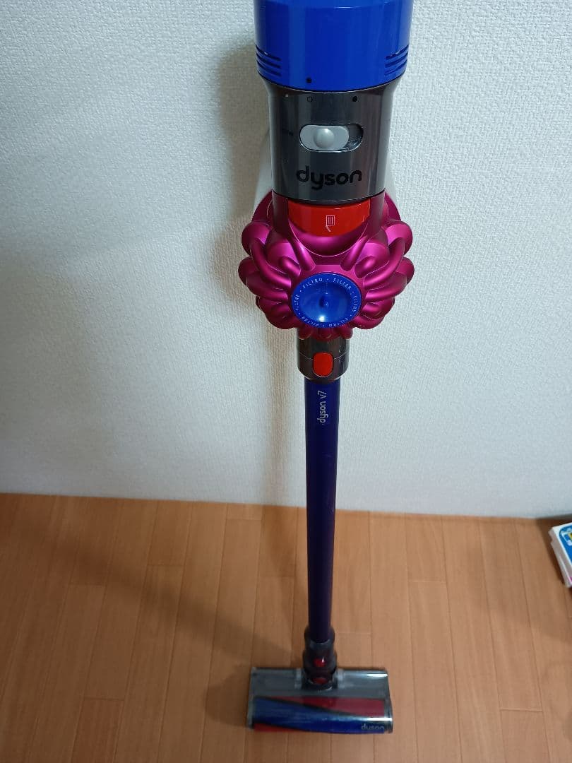 Dyson コードレスクリーナー sv11 動作確認済み 22