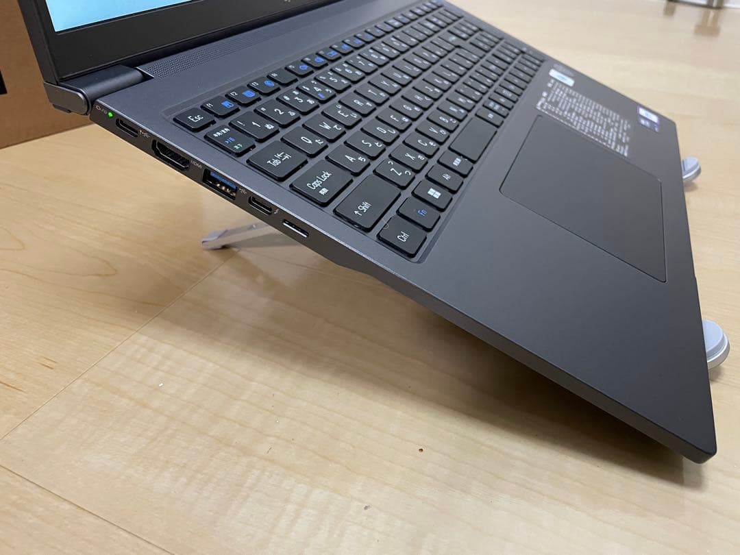 iiyama 16インチ Ultra7 NPU AI DDR5 16GB 1TB