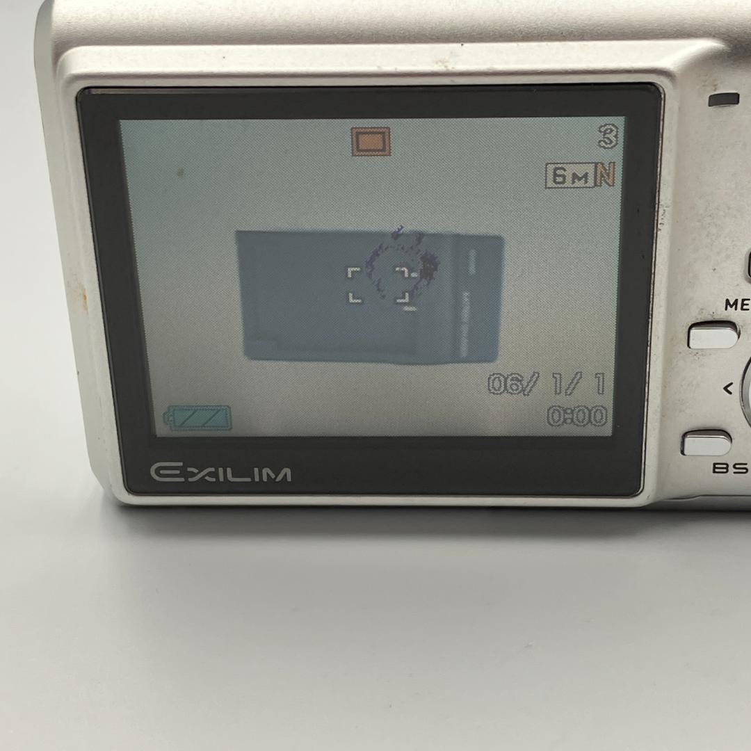 ⭐️薄型コンデジ⭐️CASIO EXILIM EX-Z60 シルバー
