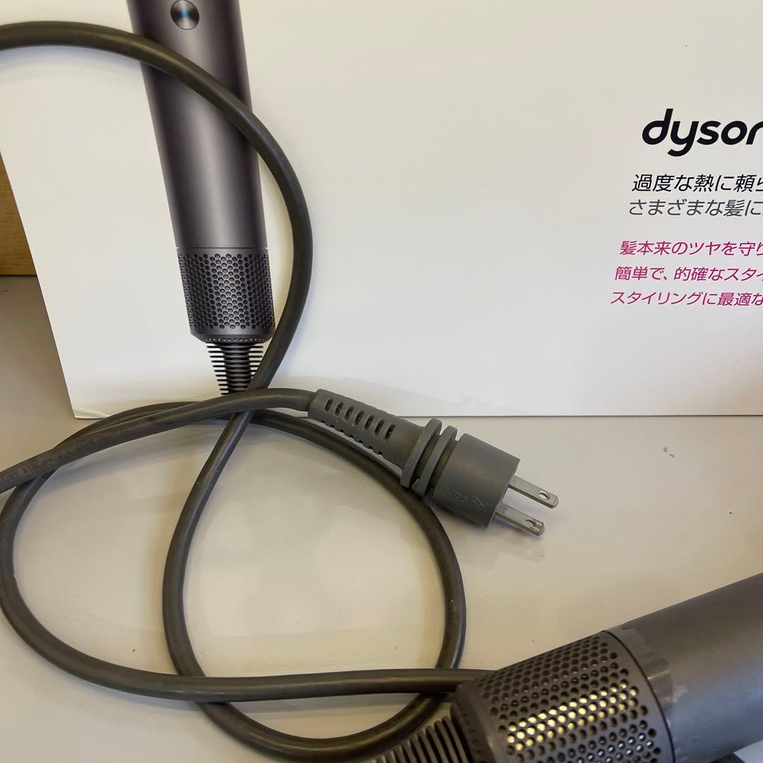 ダイソン　dyson supersonic ヘアドライヤー hd03 ジャンク