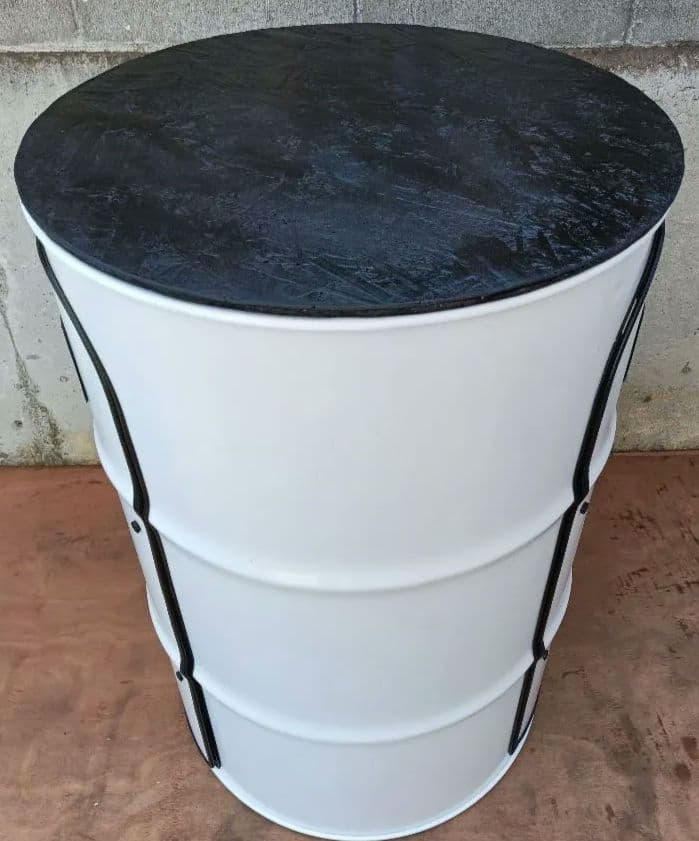 受注生産！どらむ缶remakeテーブル＆チェア‼️