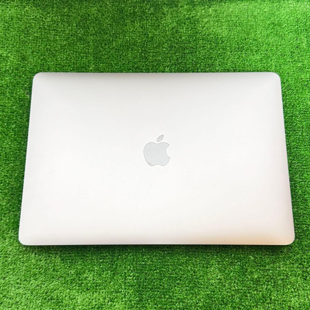 【M1】MacBook Air メモリ8GB SSD256GB ノートPC