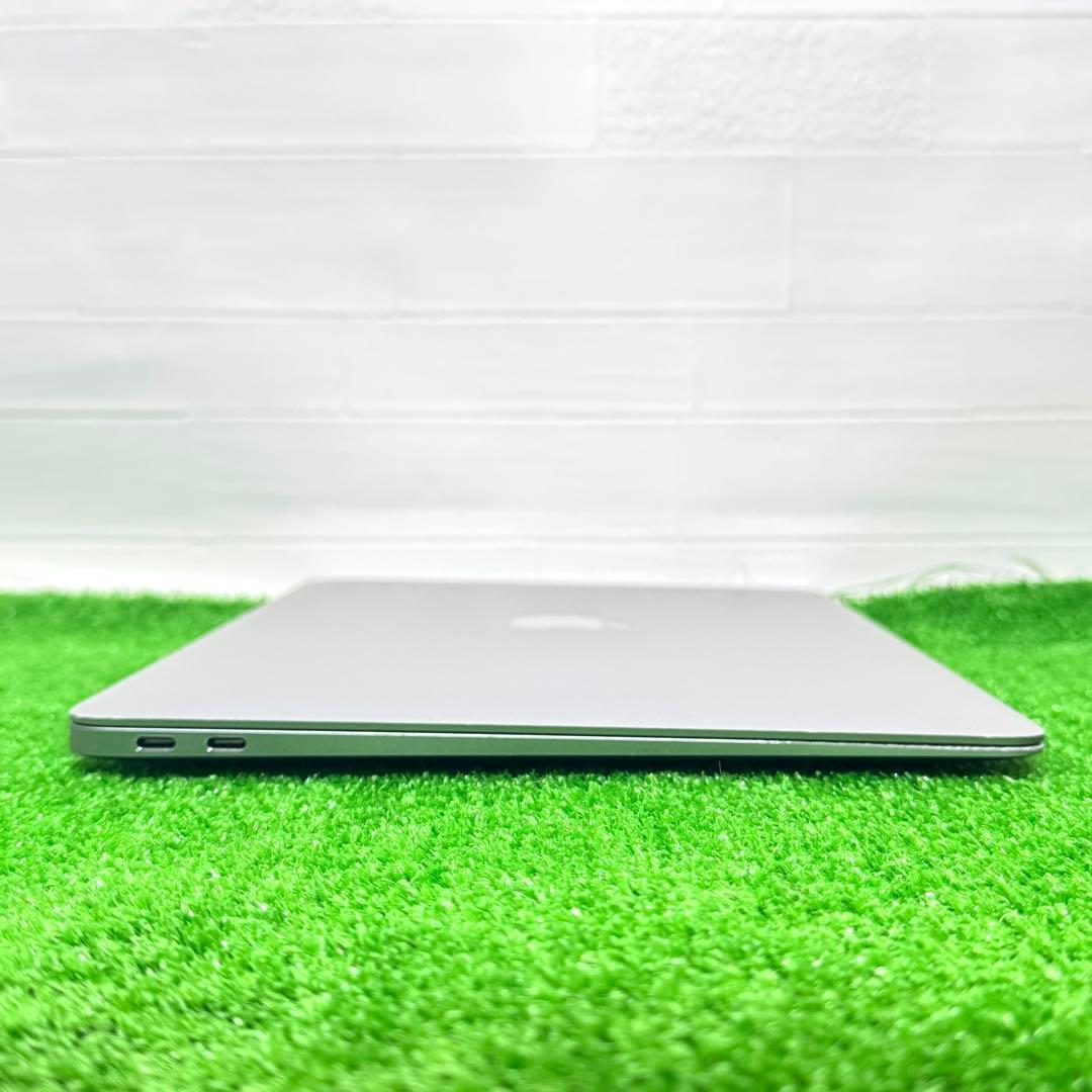 【M1】MacBook Air メモリ8GB SSD256GB ノートPC