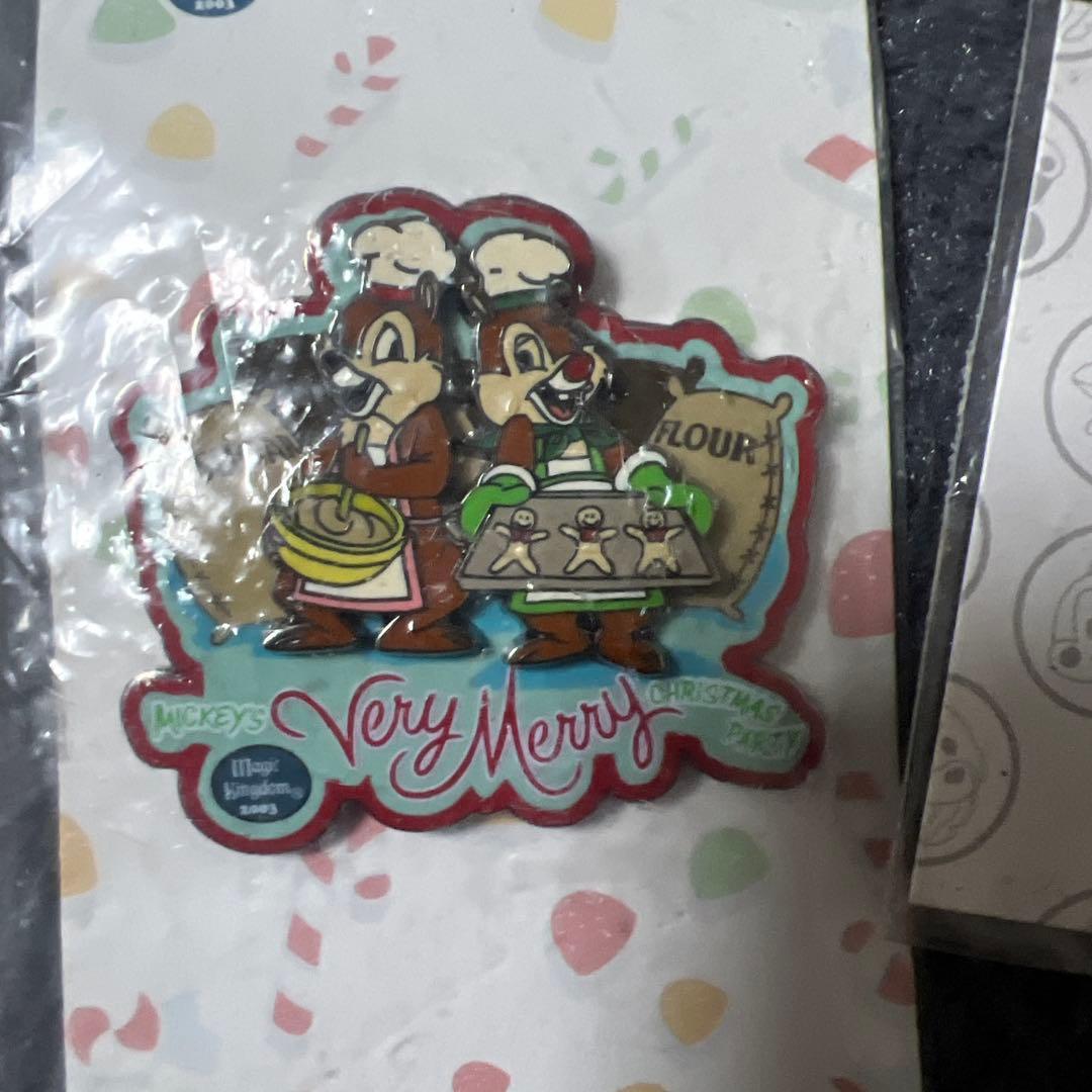 ディズニー　チップ　デール　ピンバッジ　7点セット