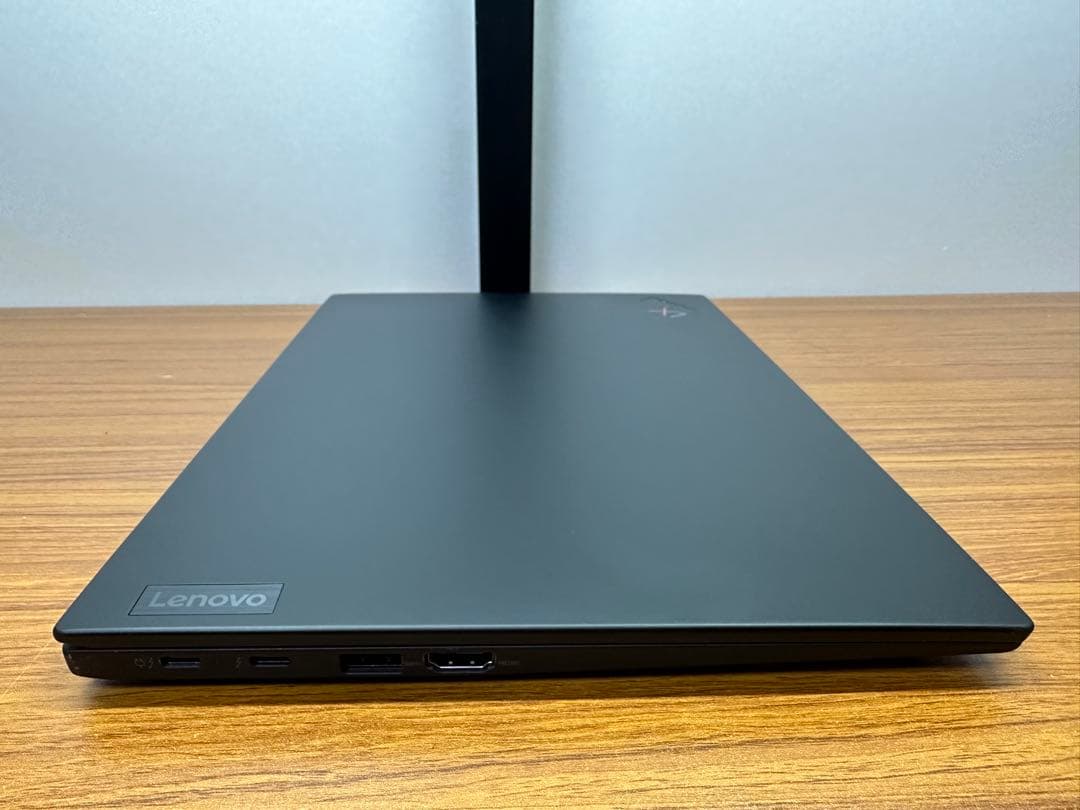 Windowsノート本体 5.Lenovo X1 Carbon Gen9 i5-1135G7 32Gb