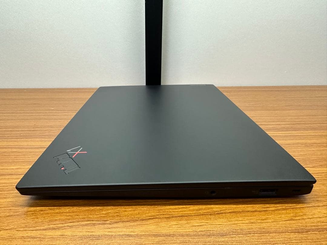 Windowsノート本体 5.Lenovo X1 Carbon Gen9 i5-1135G7 32Gb