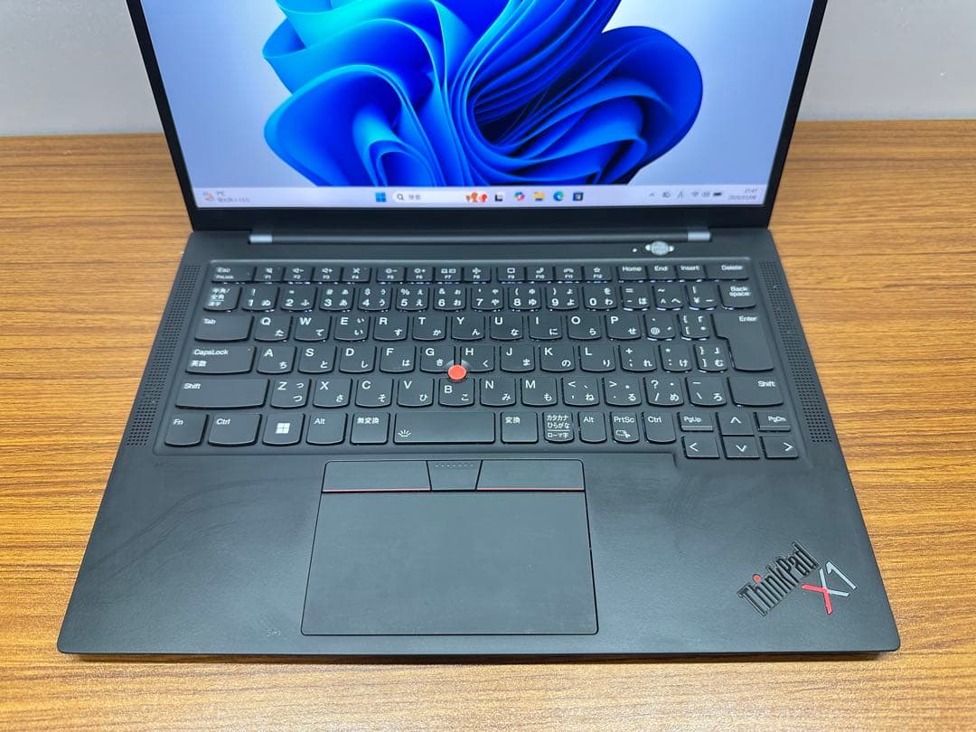 Windowsノート本体 5.Lenovo X1 Carbon Gen9 i5-1135G7 32Gb