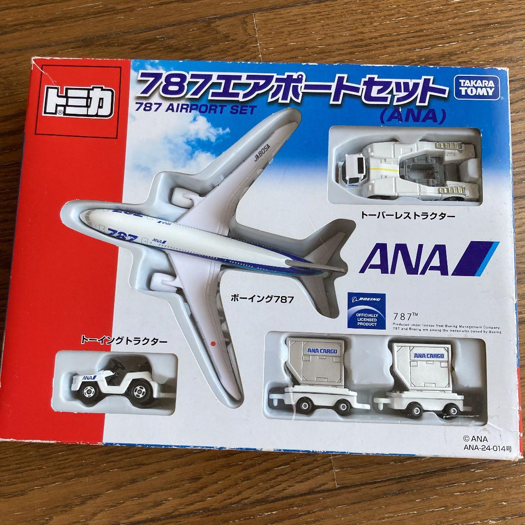 トミカ 787エアポートセット (ANA)