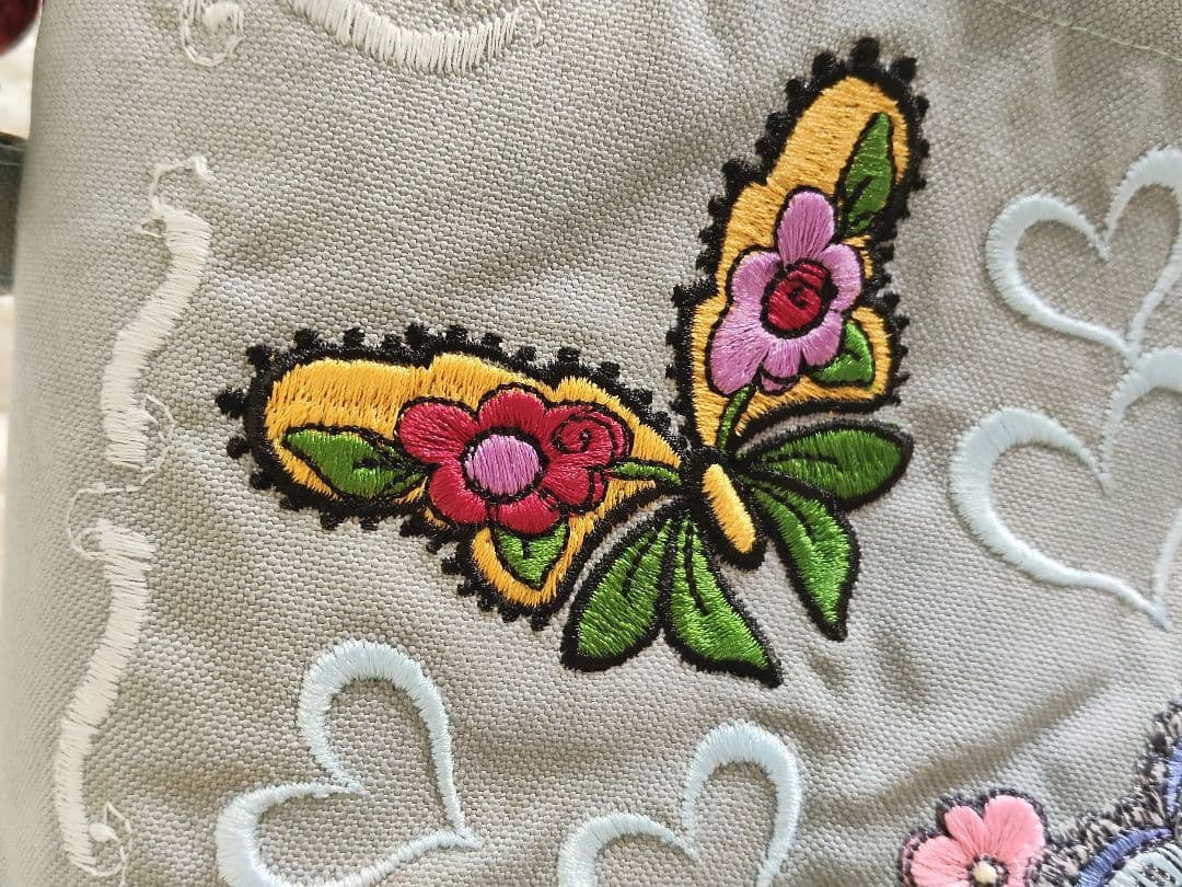 ロラライハリス　刺繍　巾着　ショルダーバッグ　2WAY　帆布　ハンドメイド