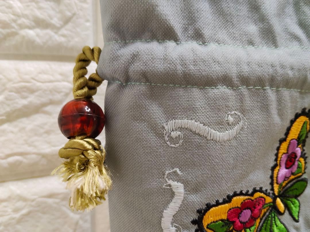 ロラライハリス　刺繍　巾着　ショルダーバッグ　2WAY　帆布　ハンドメイド