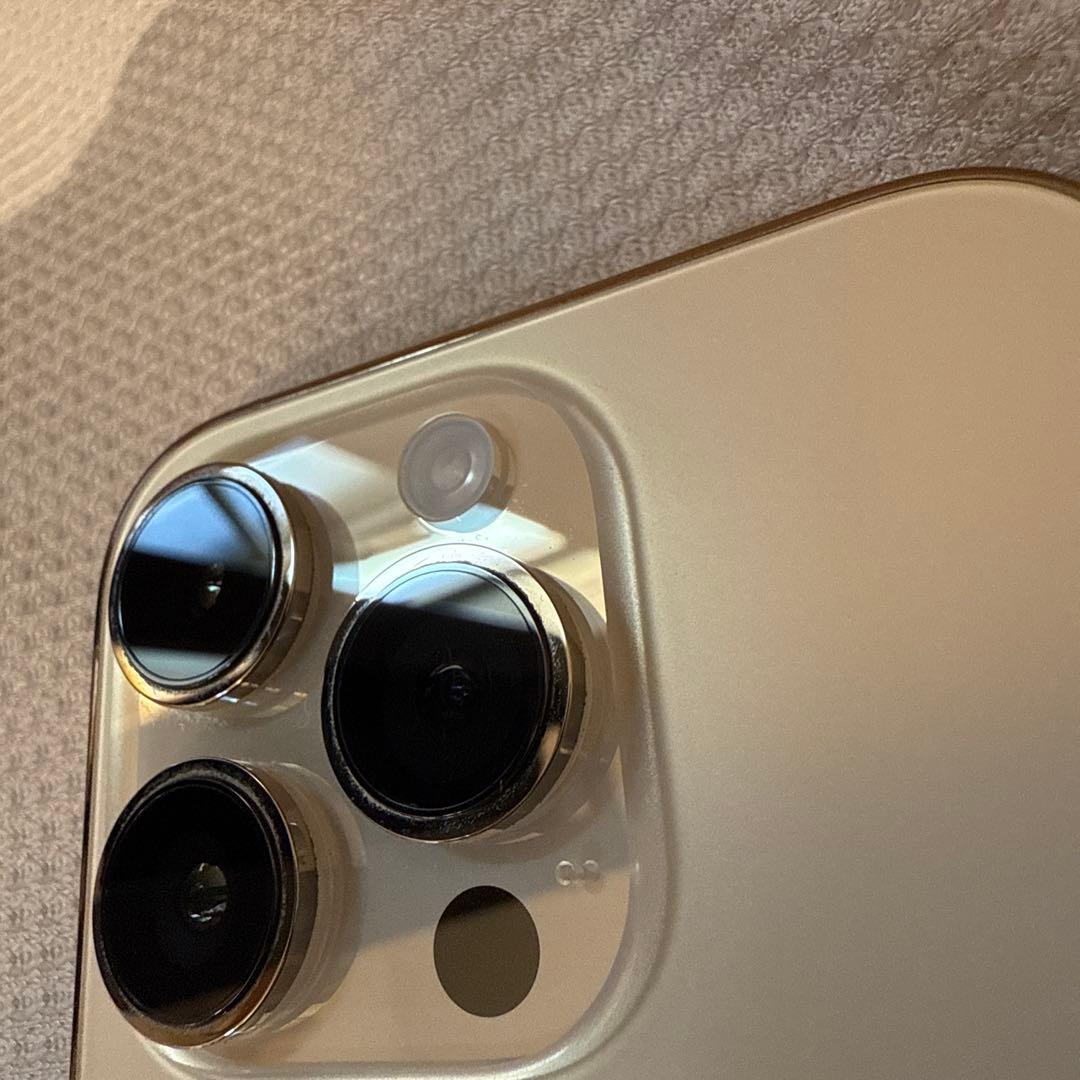 Apple iPhone 14 Pro 256GB ゴールド 本体