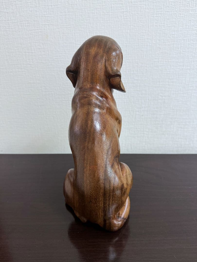スワールウッド　天然無垢材　犬の置物　手彫り　木彫り　木製　ハンドメイド