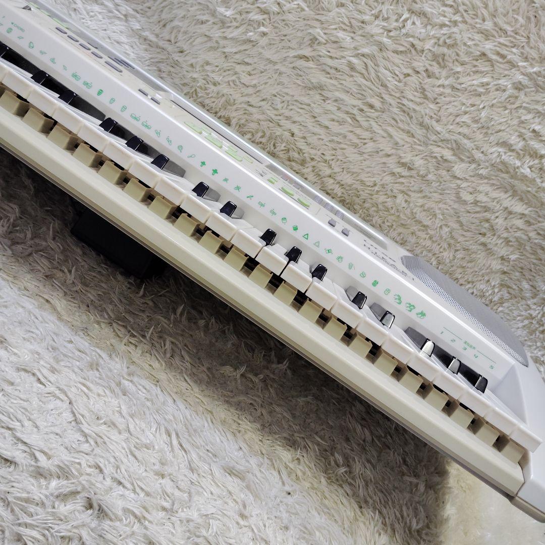 【良品】CASIO LK-58 電子キーボード 光ナビゲーション マイク カシオ
