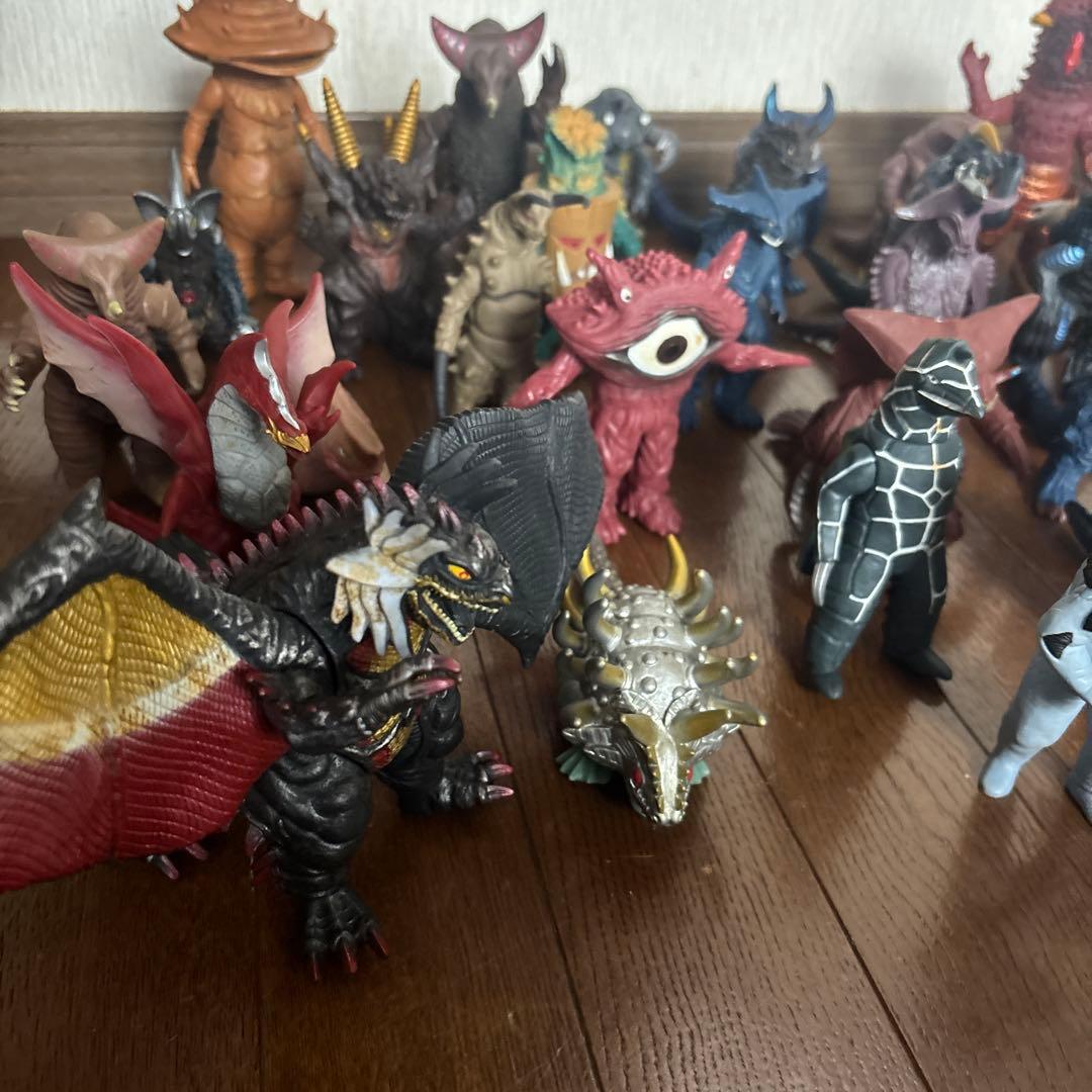 d*3様 怪獣フィギュアセット 27体