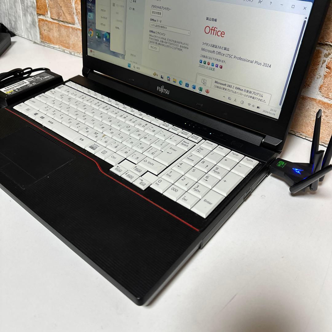 富士通ノート PC 高速起動SSD Windows11 オフィス2024年付き