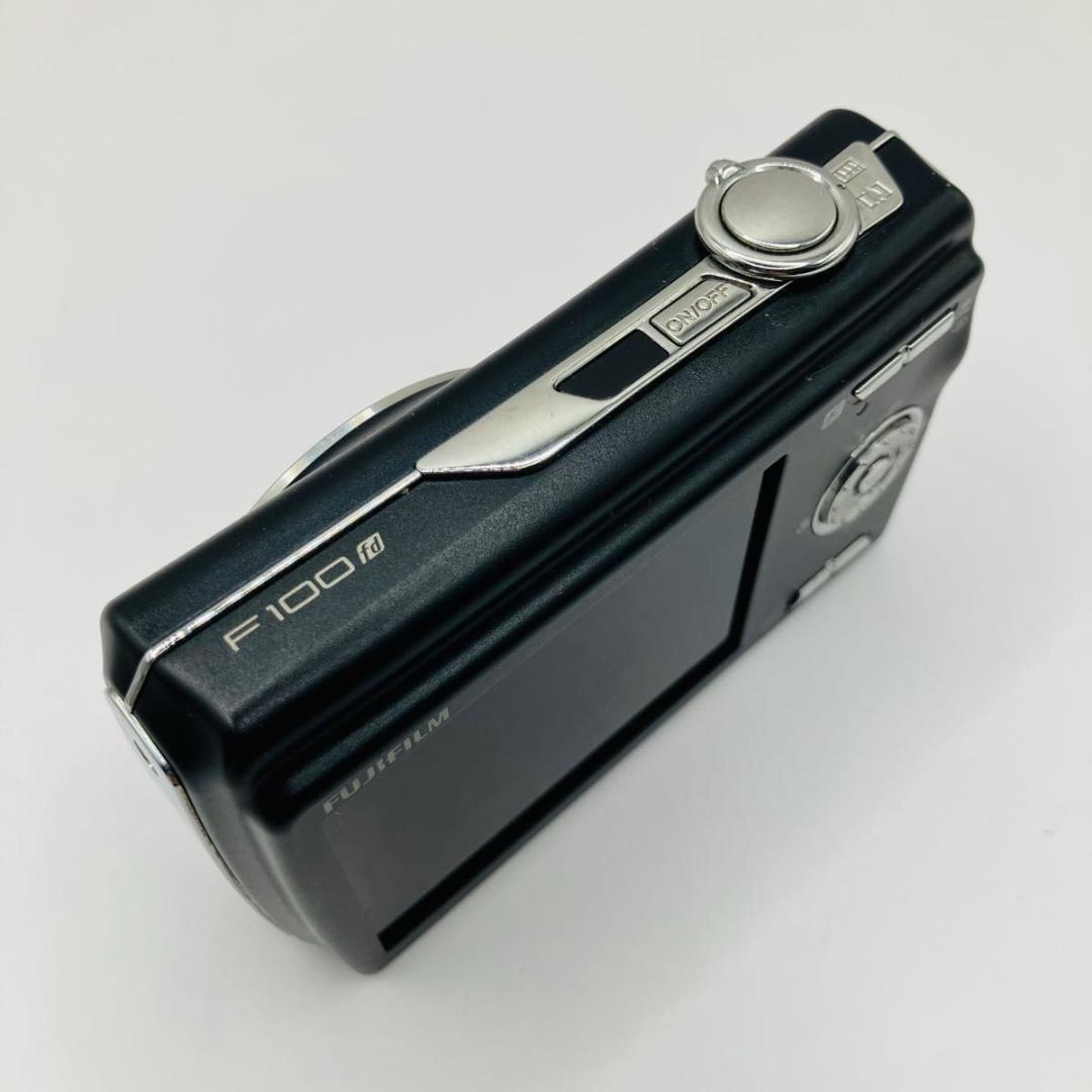 FUJIFILM FINEPIX F100fd デジタルカメラ ブラック