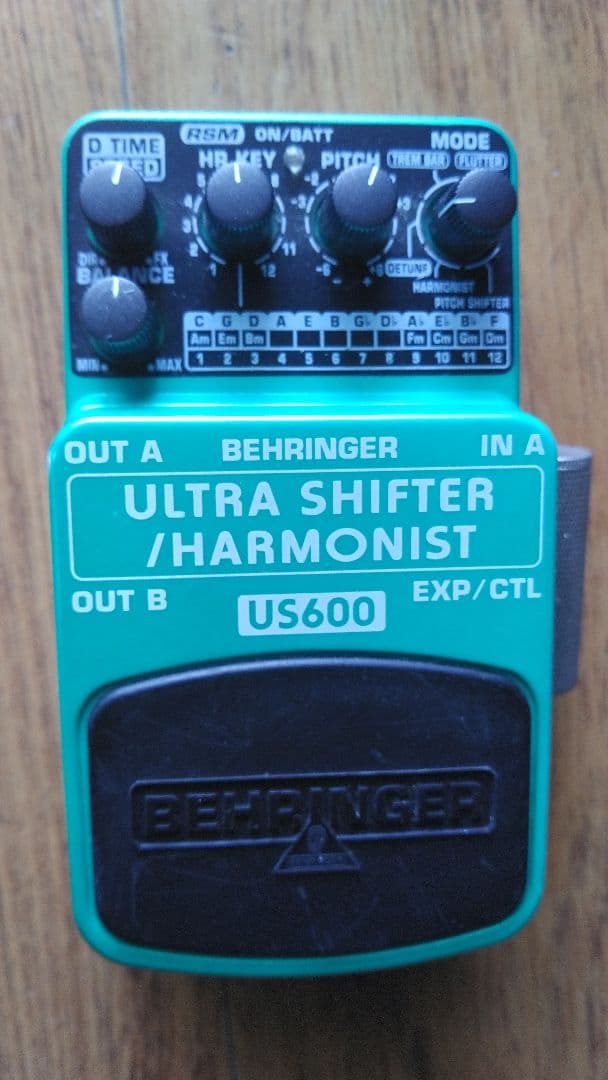 BEHRINGER　ベリンガー　US60 ハーモニスト　中古