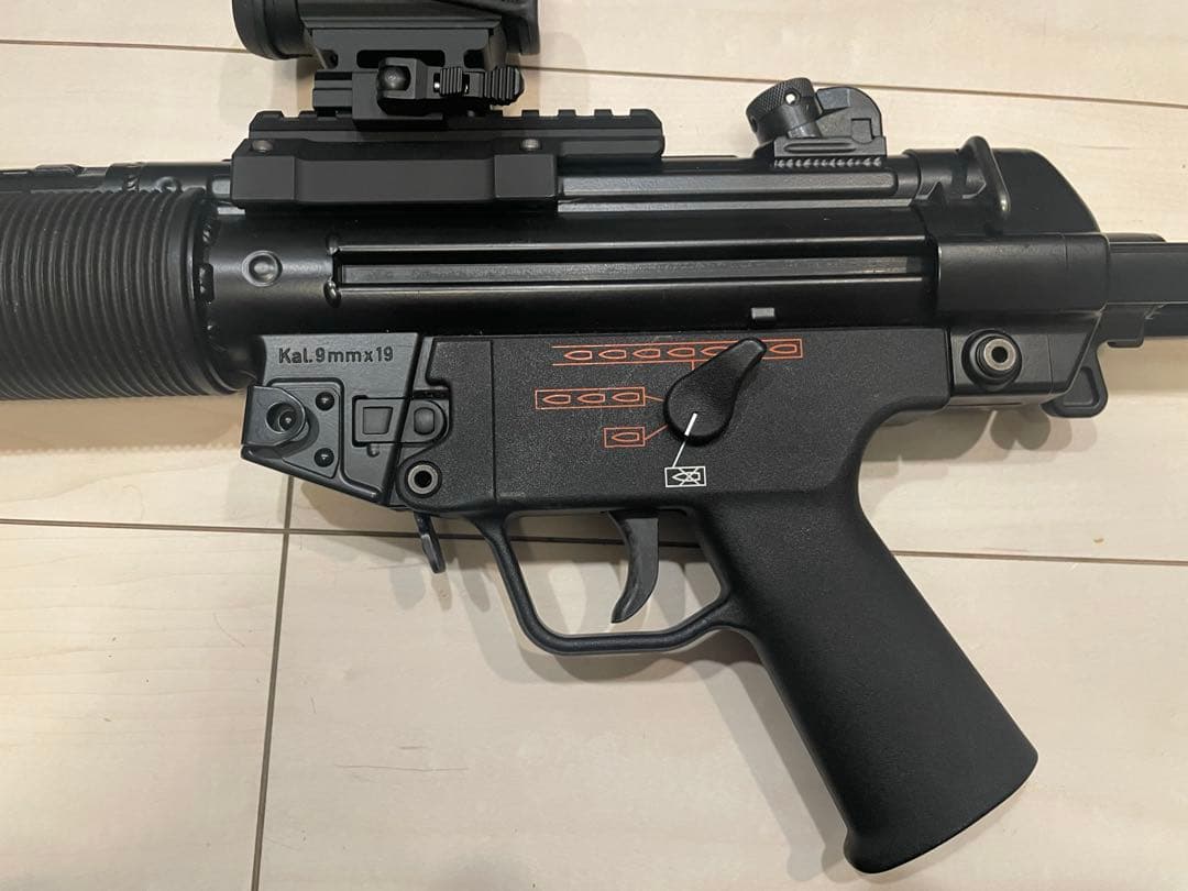 東京マルイ 次世代電動ガン MP5SD6