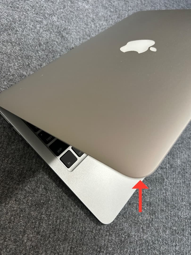 MacBook Air Corei7 1.7Ghz 8Gb 11インチ USキー