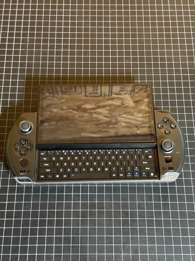 GPD WIN4 2025 Ryzen AI 9 32GB 2TB 美品