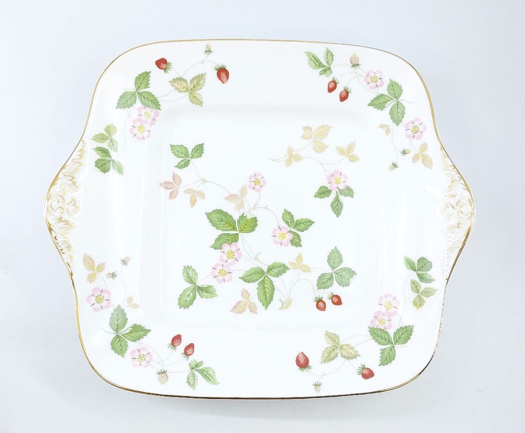 Wedgewood ワイルドストロベリー カップ&ソーサー&プレート 8点