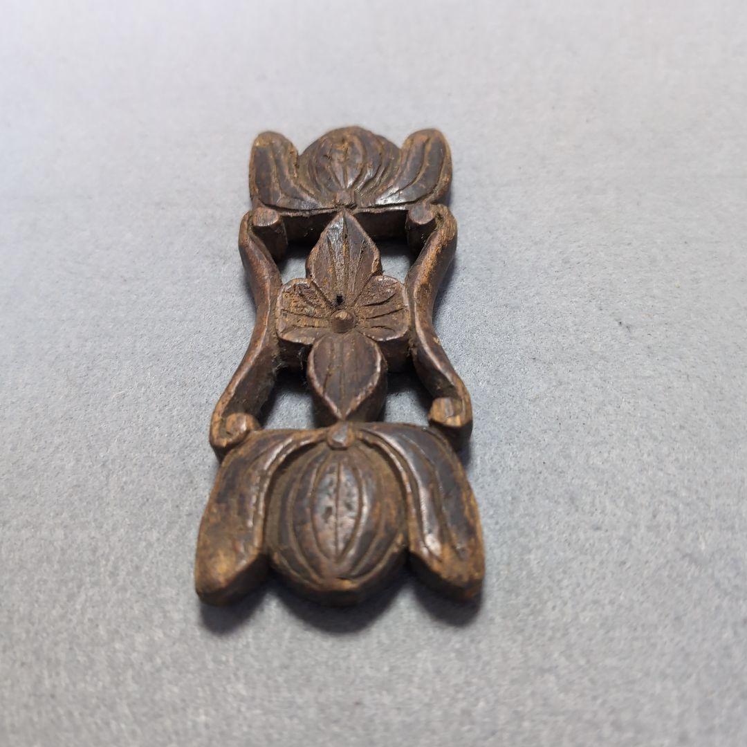 李朝糸巻き 木製糸巻き 花の彫刻 工芸品 李朝工芸品 木製工芸品 木彫