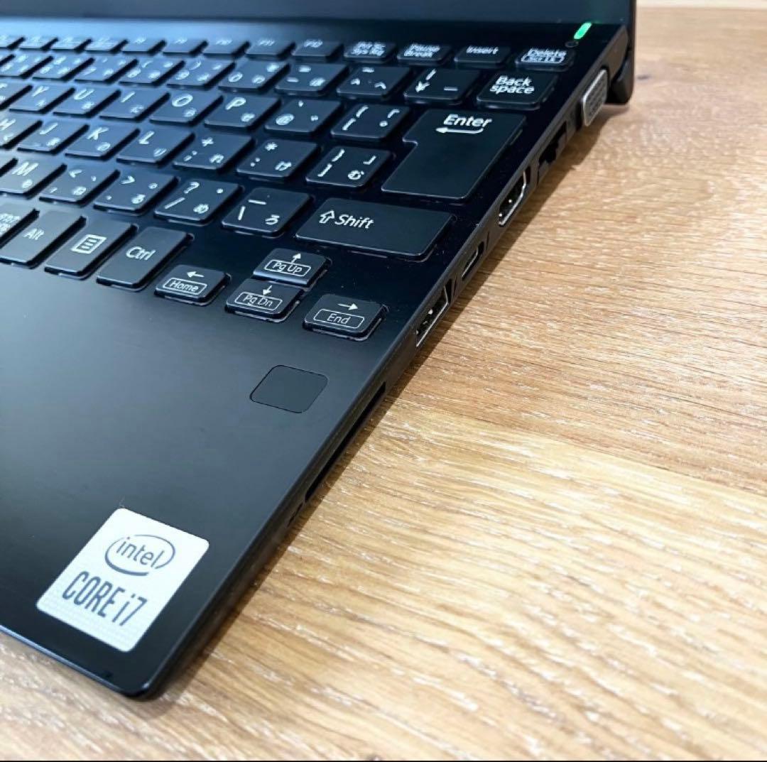 VAIO 16GB i7 第10世代 SSD カメラ付き ノートパソコン　軽量