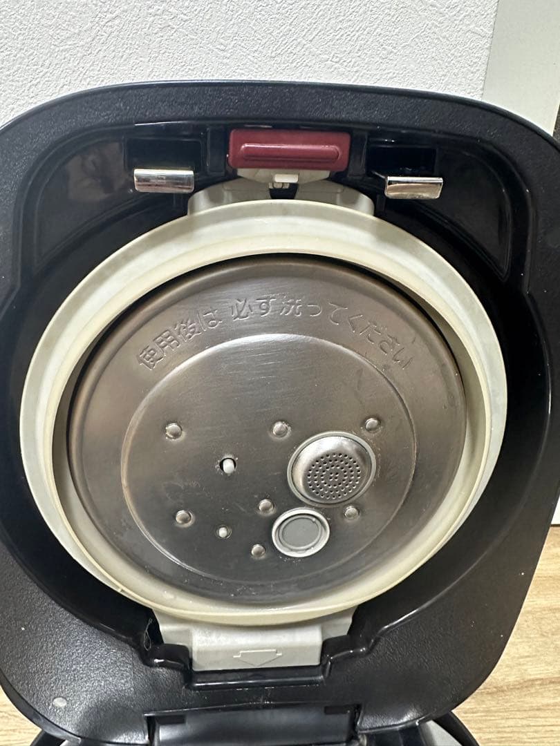 2022年製 パナソニック SR-JX058 炊飯器 3合