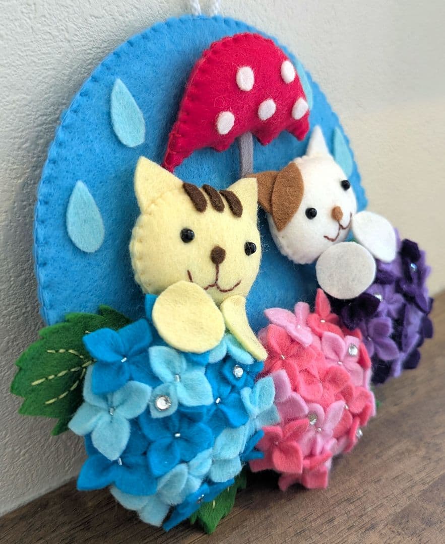 フェルト　桜とねこのリース　ハンドメイド