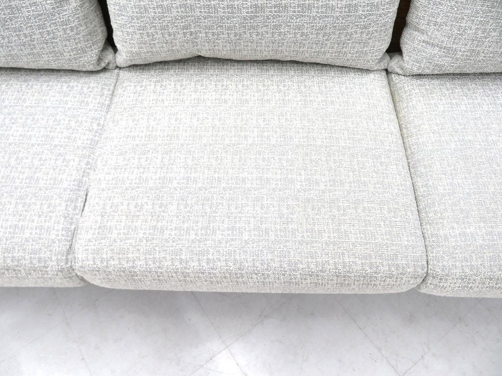 展示品　カロレ　オーク材　3人掛けソファ　カフェ　店舗什器　北欧　モダン