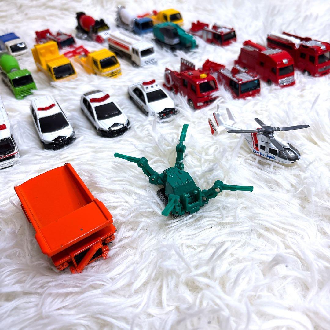 トミカ TOMICA 働く車 28台セット 消防車 救急車 工事車両 まとめ