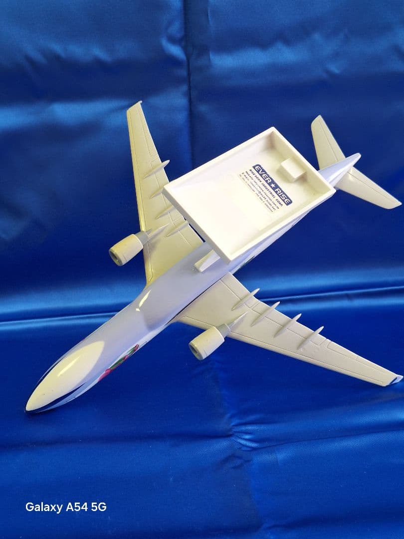 中華航空／A330-300「台湾胡蝶蘭彩檜飛機記念」モデル／新品