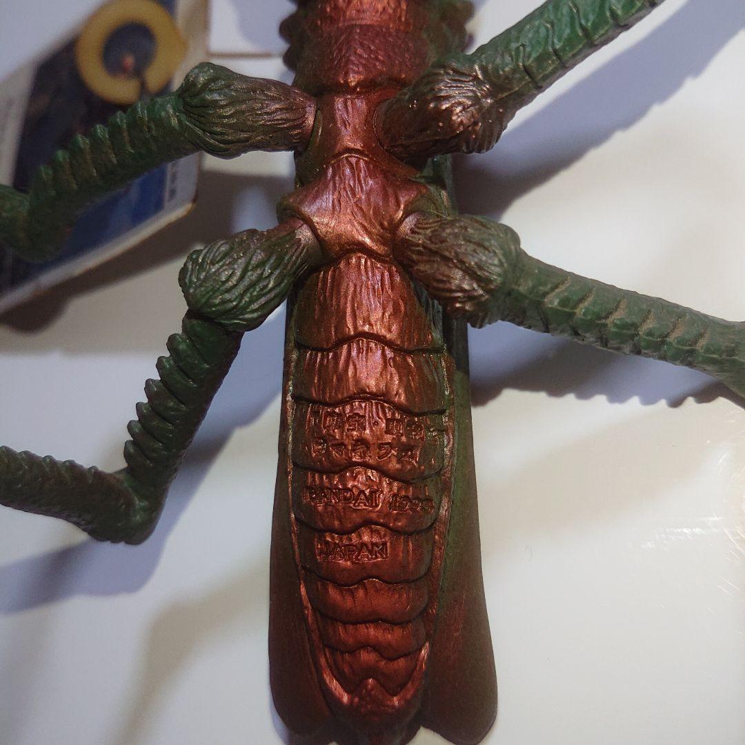 カマキラス ソフビ