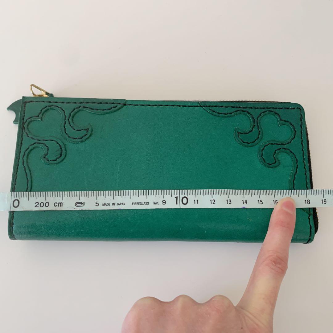 革財布　カービング　ハンドメイド