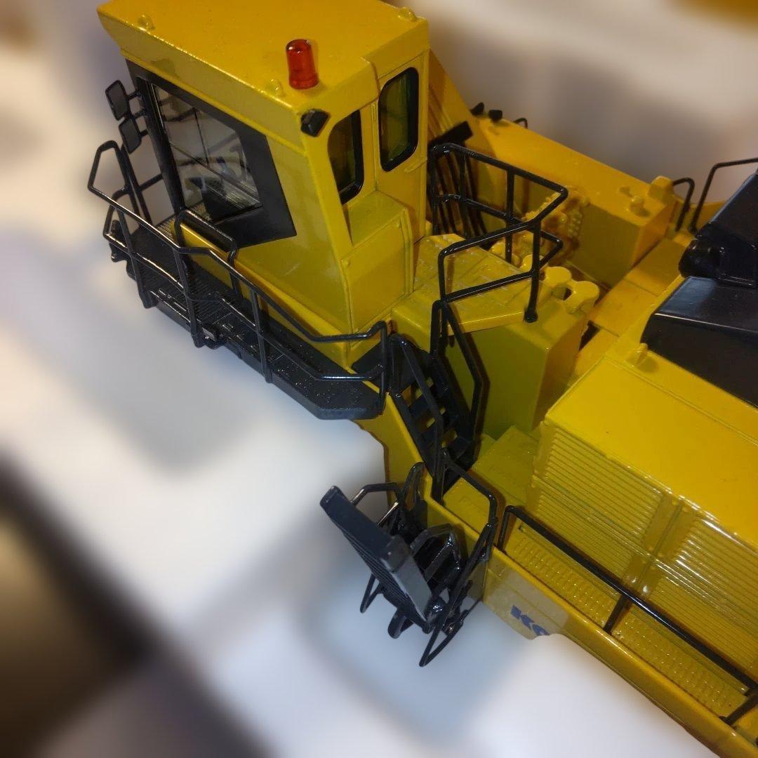 コマツ建機　PC2000-8 BACKHOE 1/50