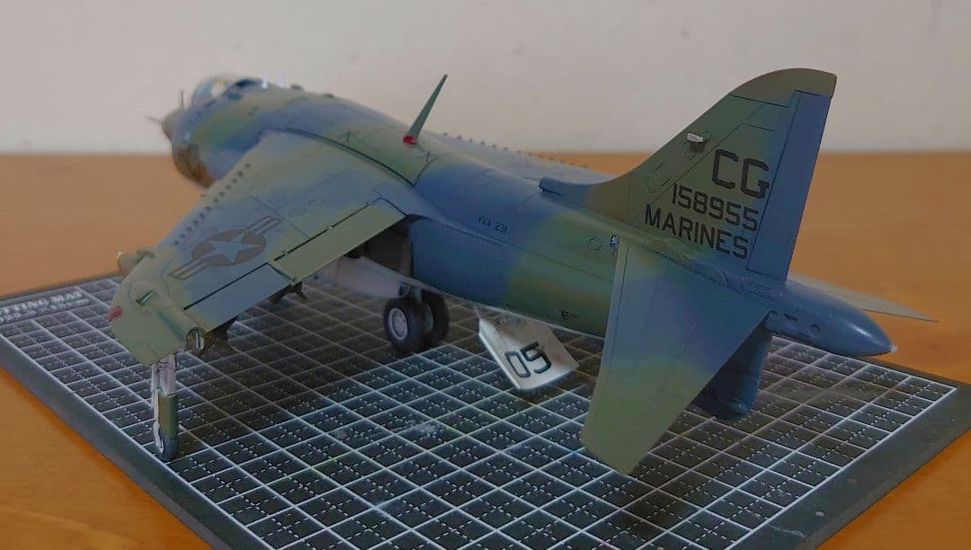 1/48 ホーカーシドレー AV-8A ハリアー 戦闘機
