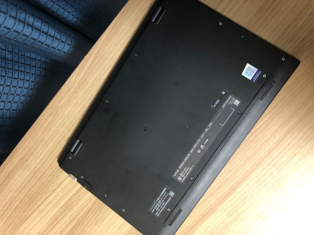 Sony VAIO Core i5 - 8250UノートPC