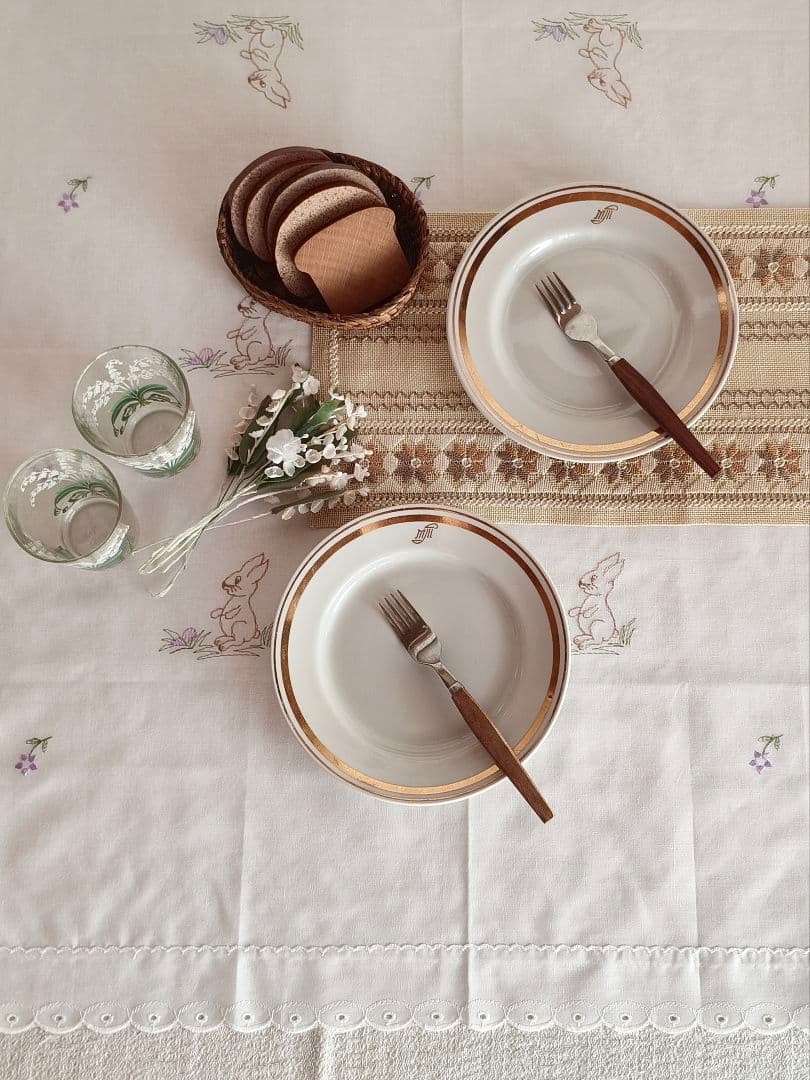 【たぁこ*さま】vintage ❀ ベージュ ブラウン お花がら ランナー