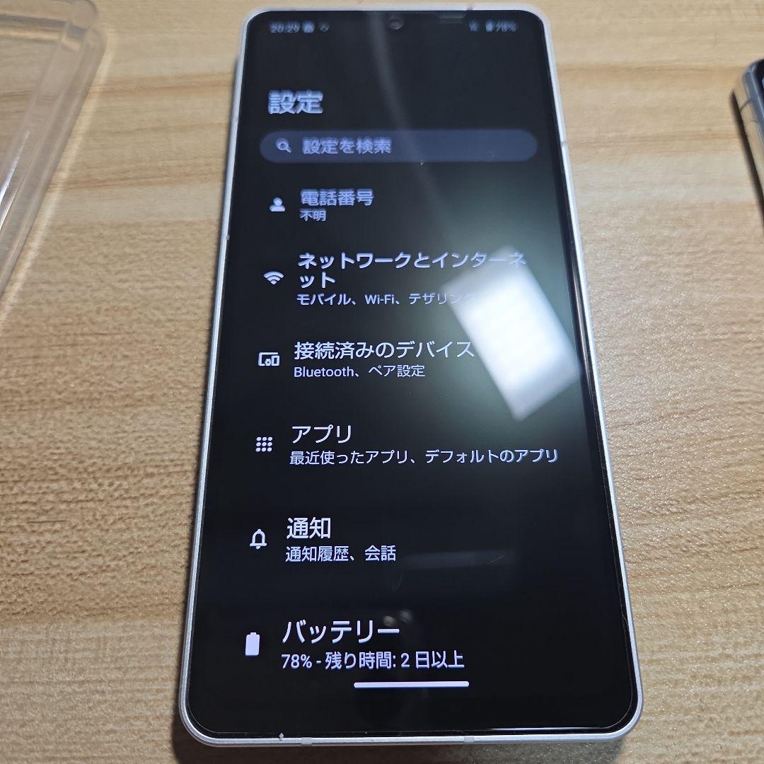 SHARP AQUOS Sense6s Y!mobile版 クリアケース付き
