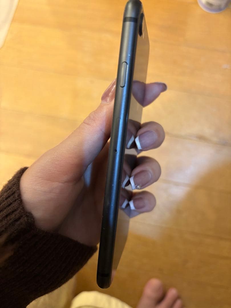 iPhone 8 ブラック 画面ひびあり 本体