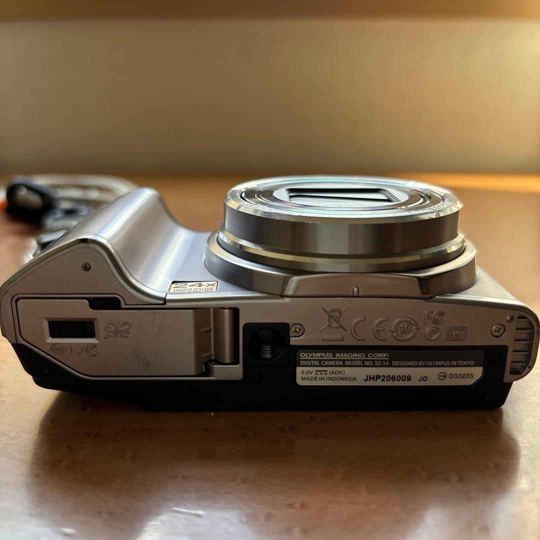 OLYMPUS SZ SZ14 24×ズーム デジカメ シルバー