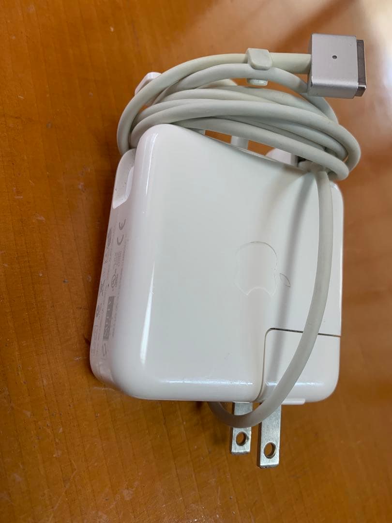 MacBook Air (13-inch, Early 2014) AC付