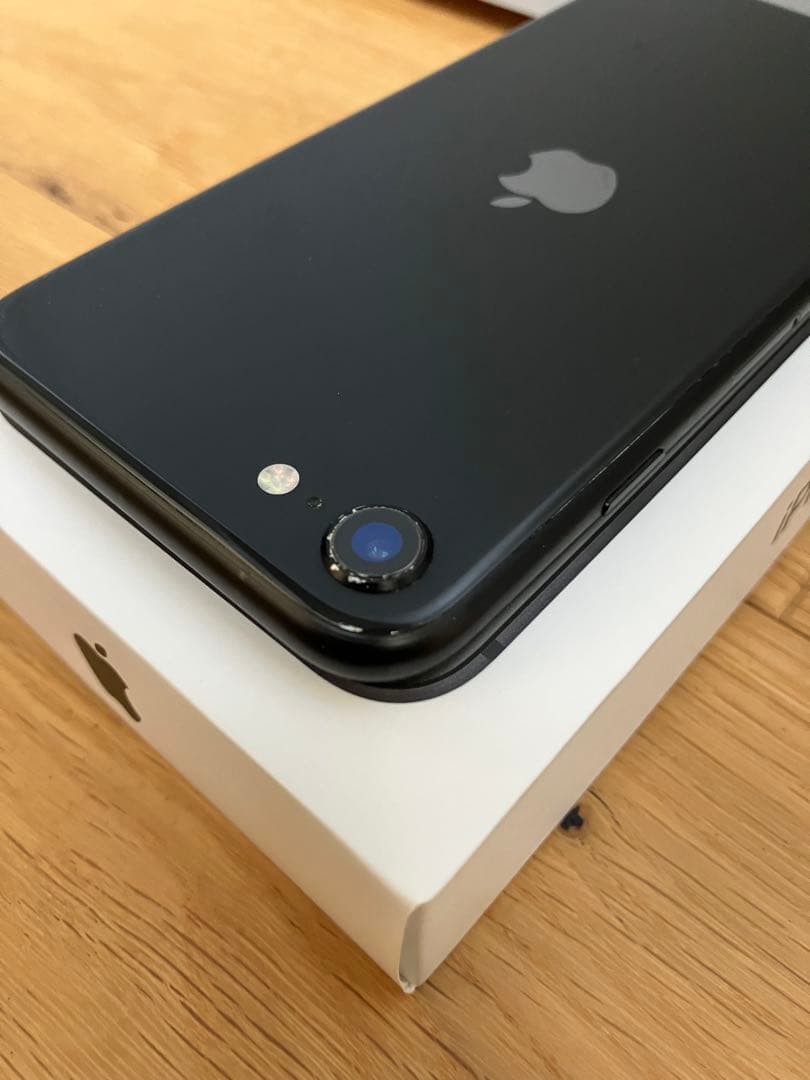 Apple iPhone SE2 (第2世代) ブラック　本体　128GB
