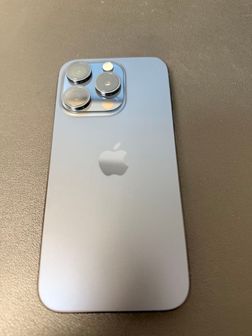 Apple iPhone 15 Pro Blue Titanium USA 無音